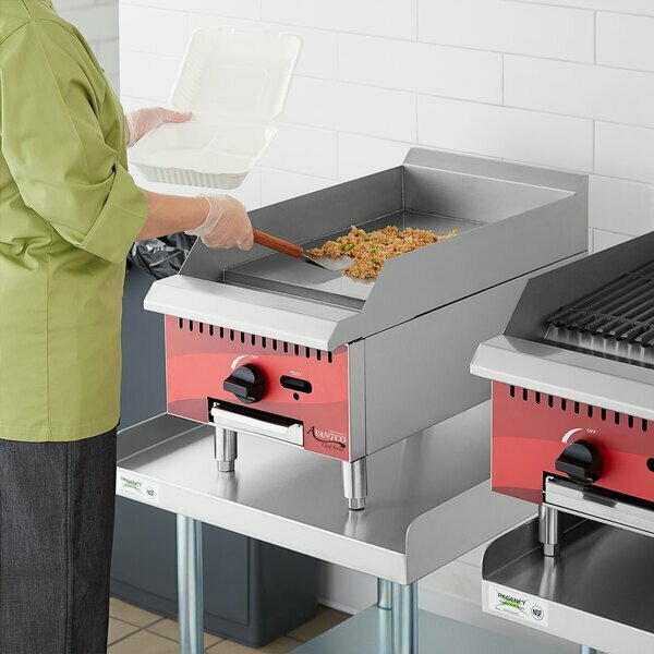 Avantco Chef Series CAG-15-MG 15in Countertop Gas Griddle with Manual Controls - 30000 BTU 177CAG15MG